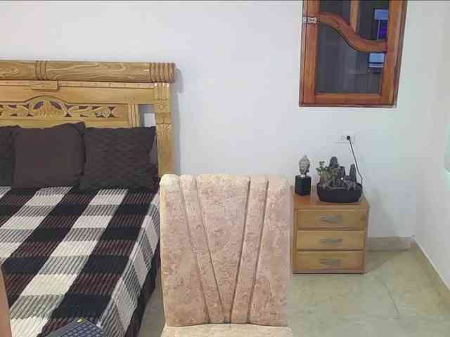 hanna-roussex69 webcam