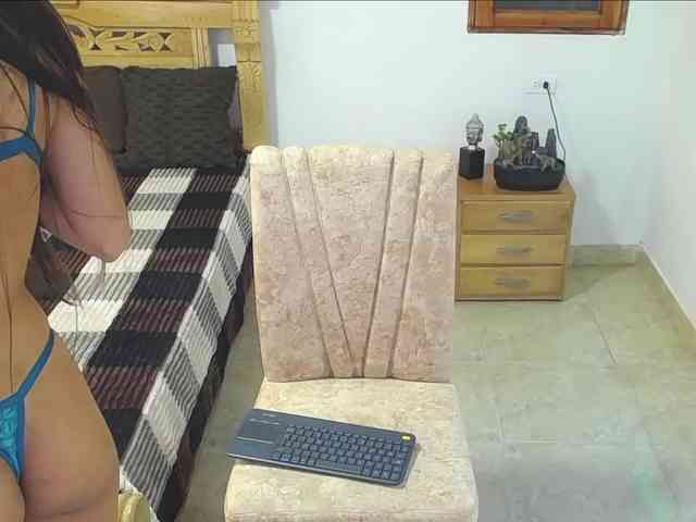 hanna-roussex69 webcam