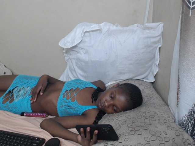 NawtyLarissa webcam