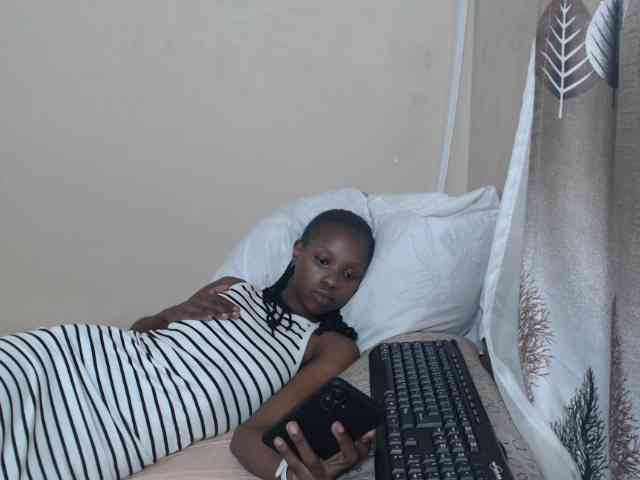 NawtyLarissa webcam
