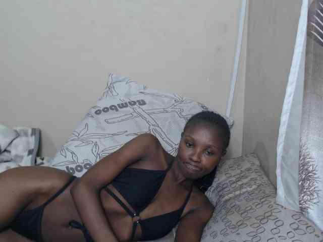 NawtyLarissa webcam