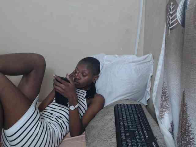 NawtyLarissa webcam