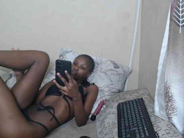 NawtyLarissa webcam