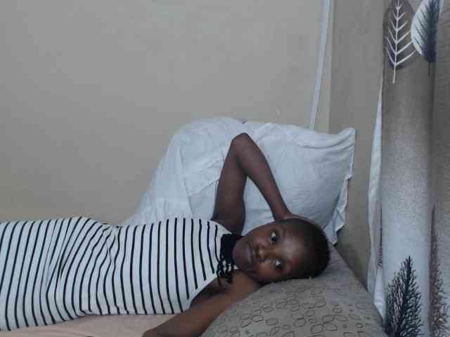 NawtyLarissa webcam