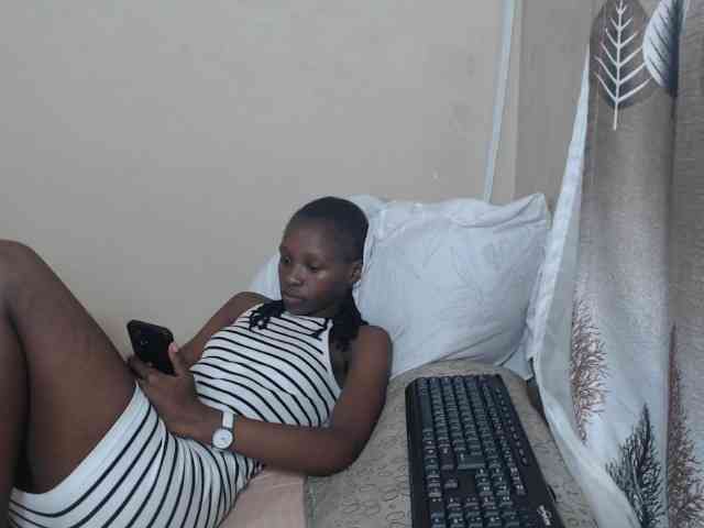 NawtyLarissa webcam