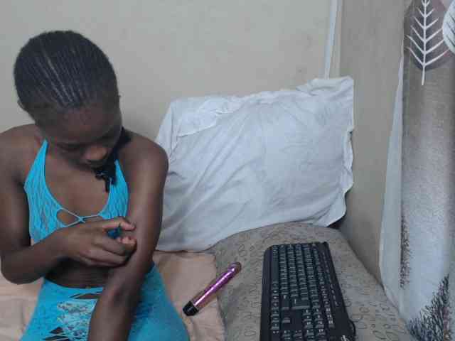 NawtyLarissa webcam