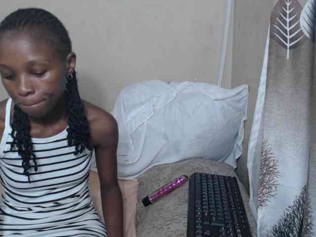 NawtyLarissa webcam