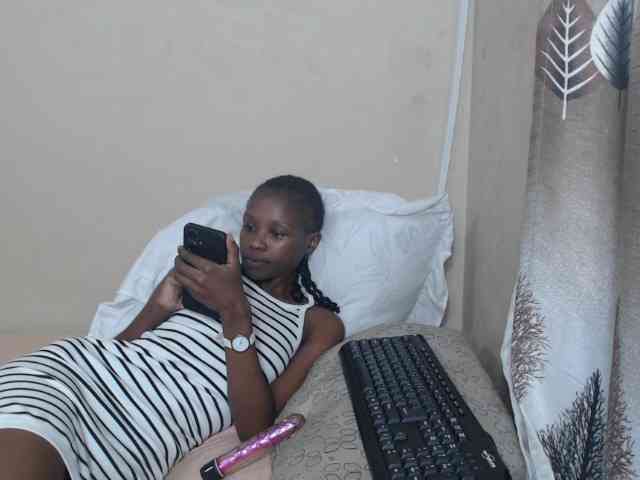 NawtyLarissa webcam