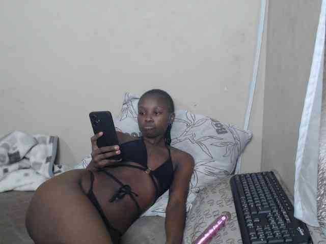 NawtyLarissa webcam