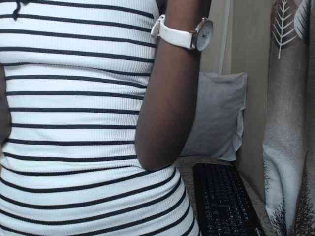 NawtyLarissa webcam