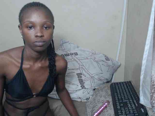 NawtyLarissa webcam