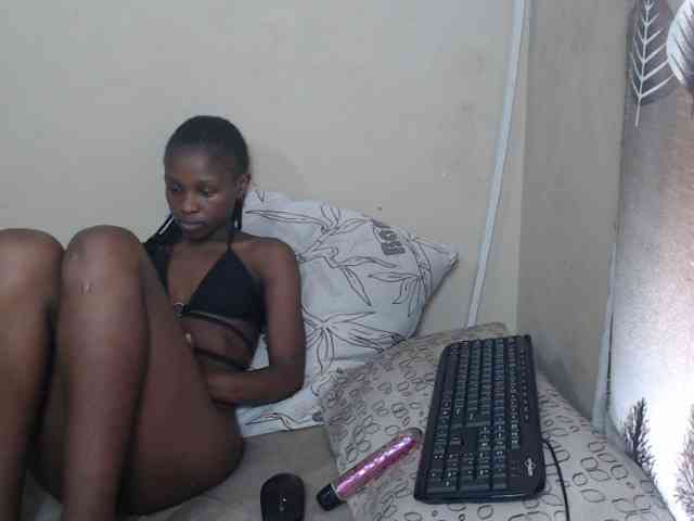 NawtyLarissa webcam