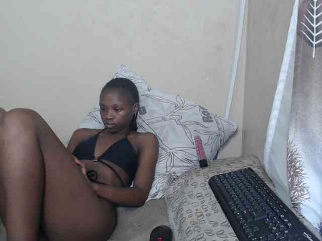 NawtyLarissa webcam