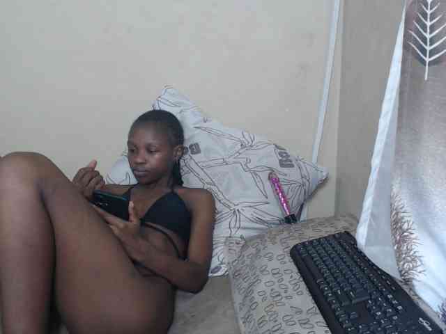 NawtyLarissa webcam