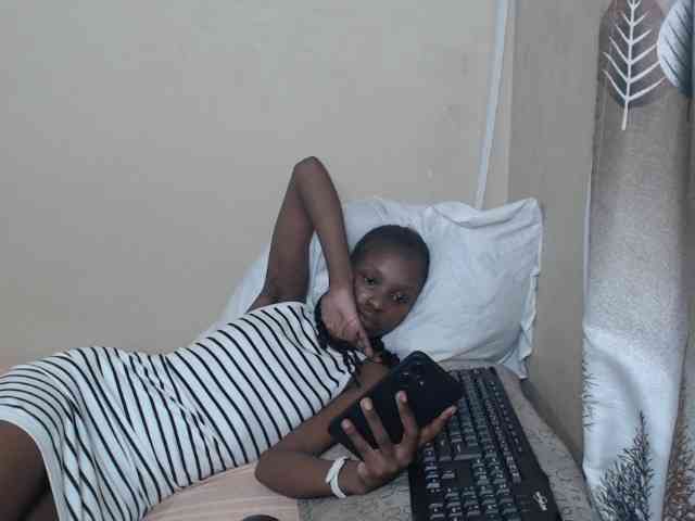 NawtyLarissa webcam