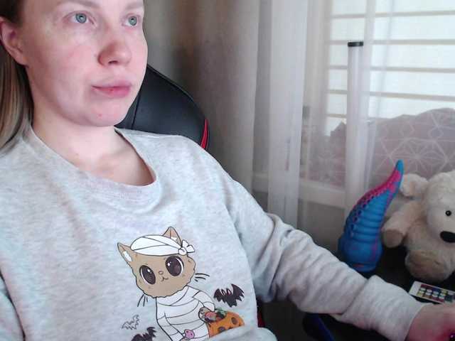 Molly6362's BongaCams show and profile