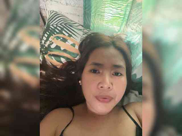 Cutewoman8 webcam