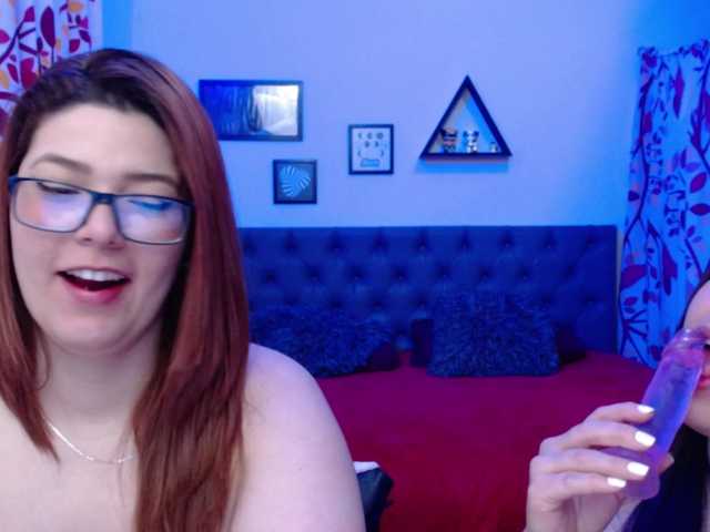 Keyholes from BongaCams is Freechat