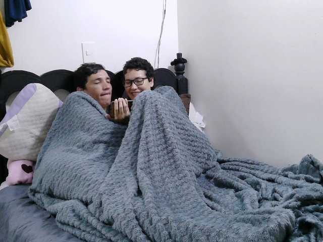 washintonredskins's BongaCams show and profile