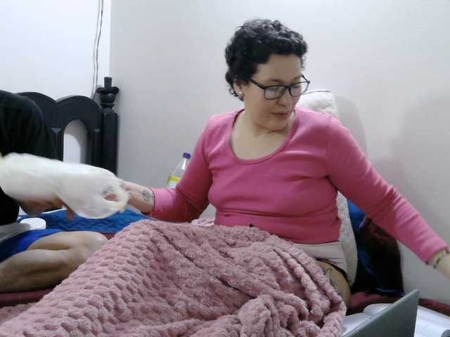 washintonredskins's BongaCams show and profile