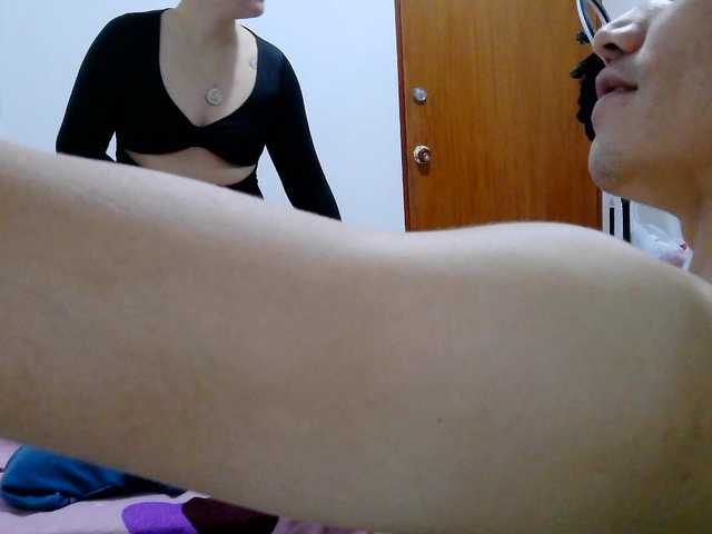 washintonredskins's BongaCams show and profile