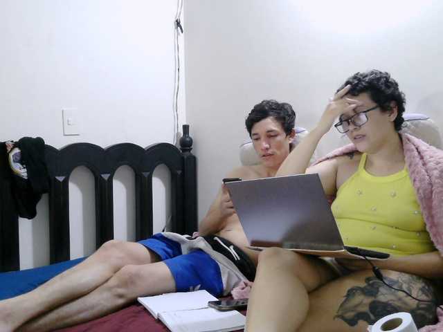 washintonredskins's BongaCams show and profile