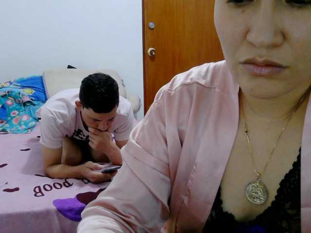 washintonredskins's BongaCams show and profile