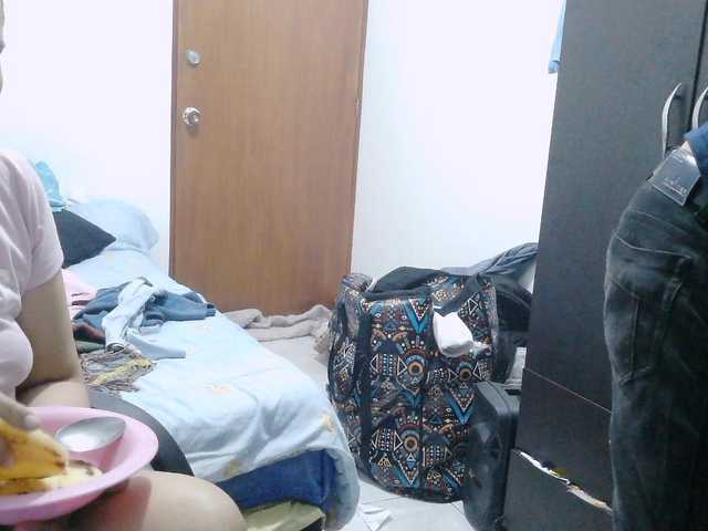 washintonredskins's BongaCams show and profile