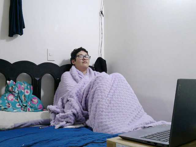 washintonredskins's BongaCams show and profile