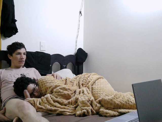 washintonredskins's BongaCams show and profile