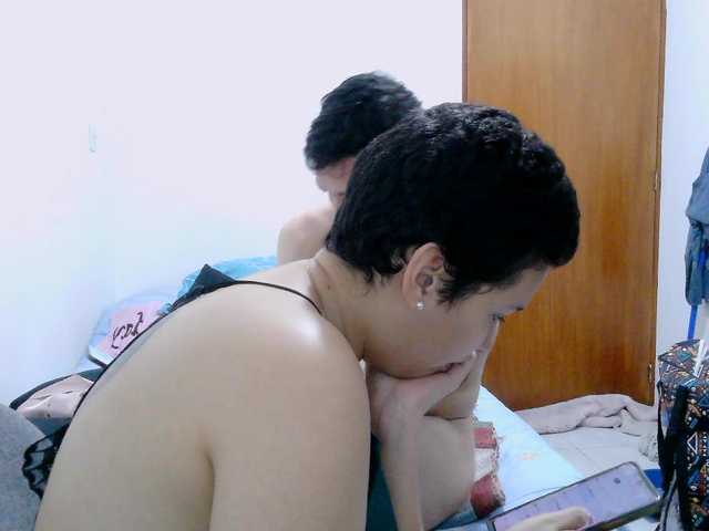 washintonredskins's BongaCams show and profile