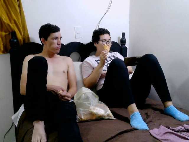 washintonredskins's BongaCams show and profile