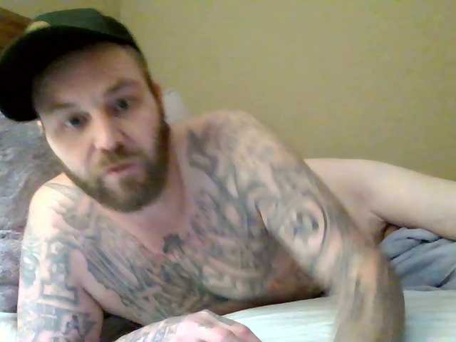 Raynliz85 from BongaCams