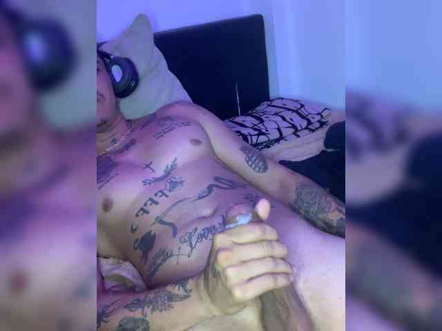 Edgarjsse Live Webcam on BongaCams