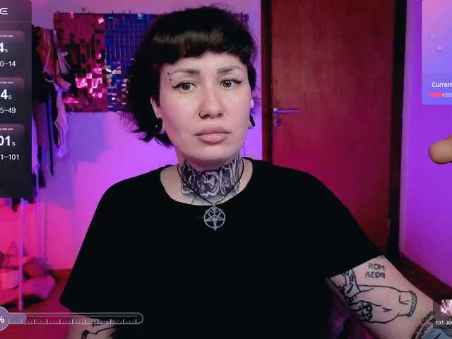 SenoritaDakota's BongaCams show and profile