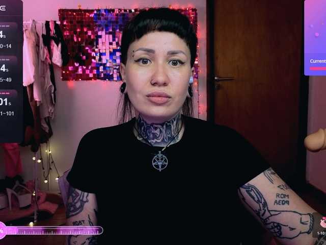 SenoritaDakota's BongaCams show and profile