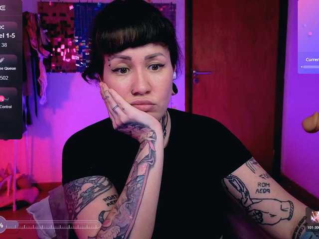 SenoritaDakota's BongaCams show and profile