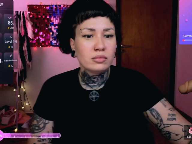 SenoritaDakota from BongaCams