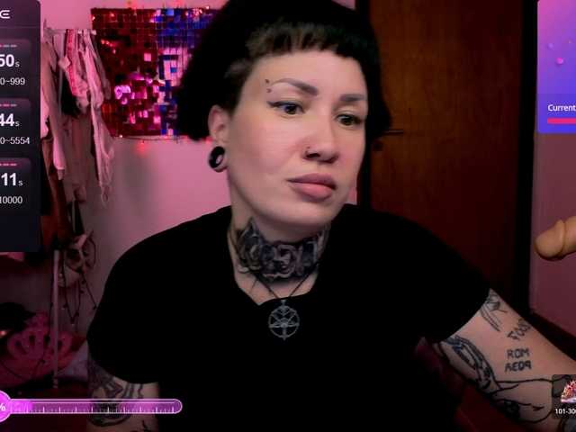 SenoritaDakota's BongaCams show and profile