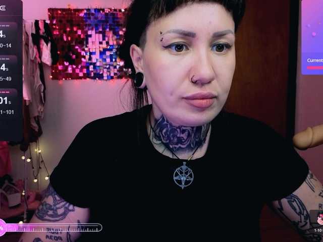 SenoritaDakota's BongaCams show and profile