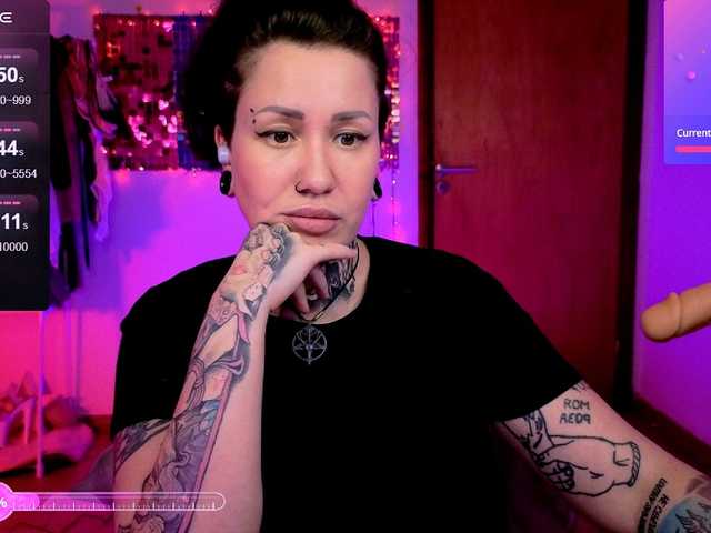 SenoritaDakota's BongaCams show and profile