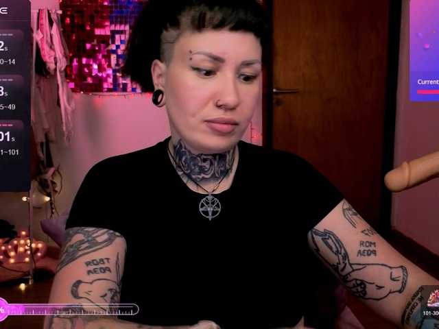 SenoritaDakota's BongaCams show and profile