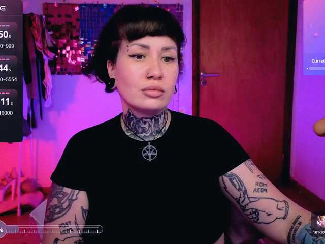 SenoritaDakota's BongaCams show and profile