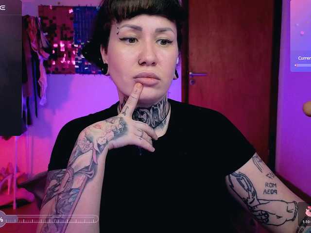 видео SenoritaDakota