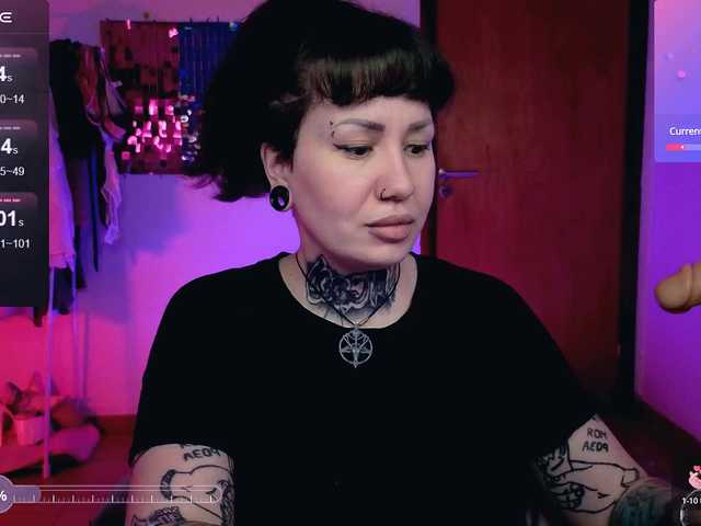 SenoritaDakota's BongaCams show and profile