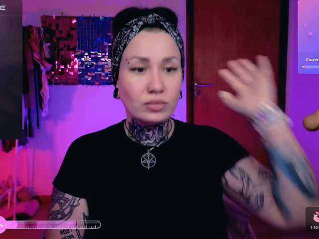 SenoritaDakota's BongaCams show and profile