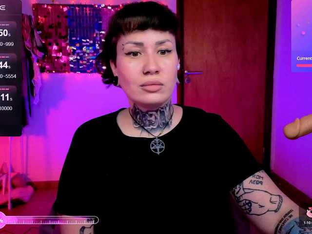 SenoritaDakota's BongaCams show and profile