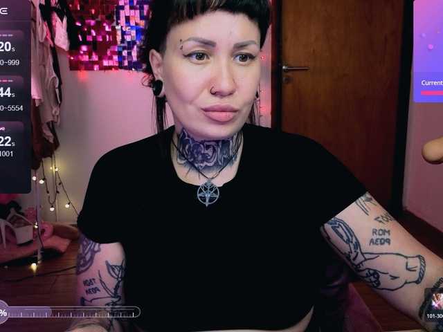 SenoritaDakota's BongaCams show and profile