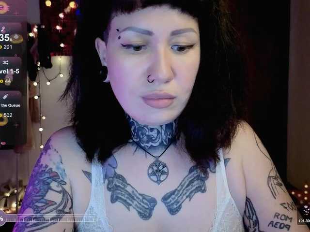 SenoritaDakota's BongaCams show and profile