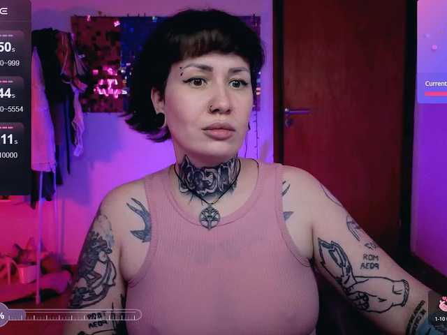 SenoritaDakota's BongaCams show and profile